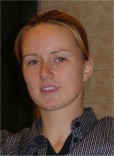 Cora Eilhardt pfeift zusammen mit Christiane Hippler das DM-Viertelfinalspiel in Hamburg.