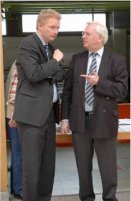 Turnierleiter Michael von Ameln und Claude Seidler im kontroversen Gesprch