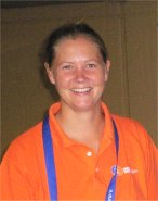 Christiane Hippler pfeift den Europacup der Landesmeisterinnen.