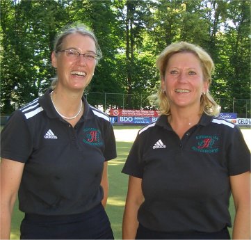 Ute Conen und Renate Peters leiteten das Endspiel um die Deutsche Damen-Meisterschaft in Köln.