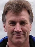 Don Prior, selbst mehrfach als Schiedsrichter bei einer WM im Einsatz, ist Umpires Manager in Mnchengladbach.
