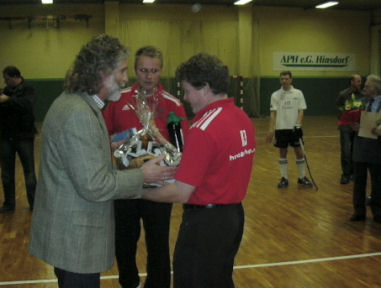 Ralf Dietrich (rechts) nimmt Abschied aus der Hockey-Bundesliga.